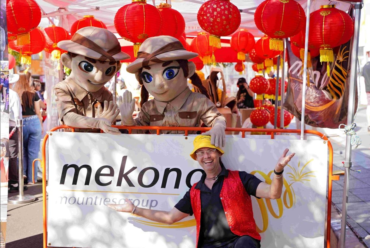 Mekong-Mounties-Mascot-At-Cabramatta-Moon-Festival-2023