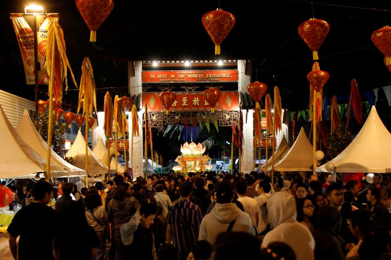 Crowd-Cabramatta-Moon-Festival